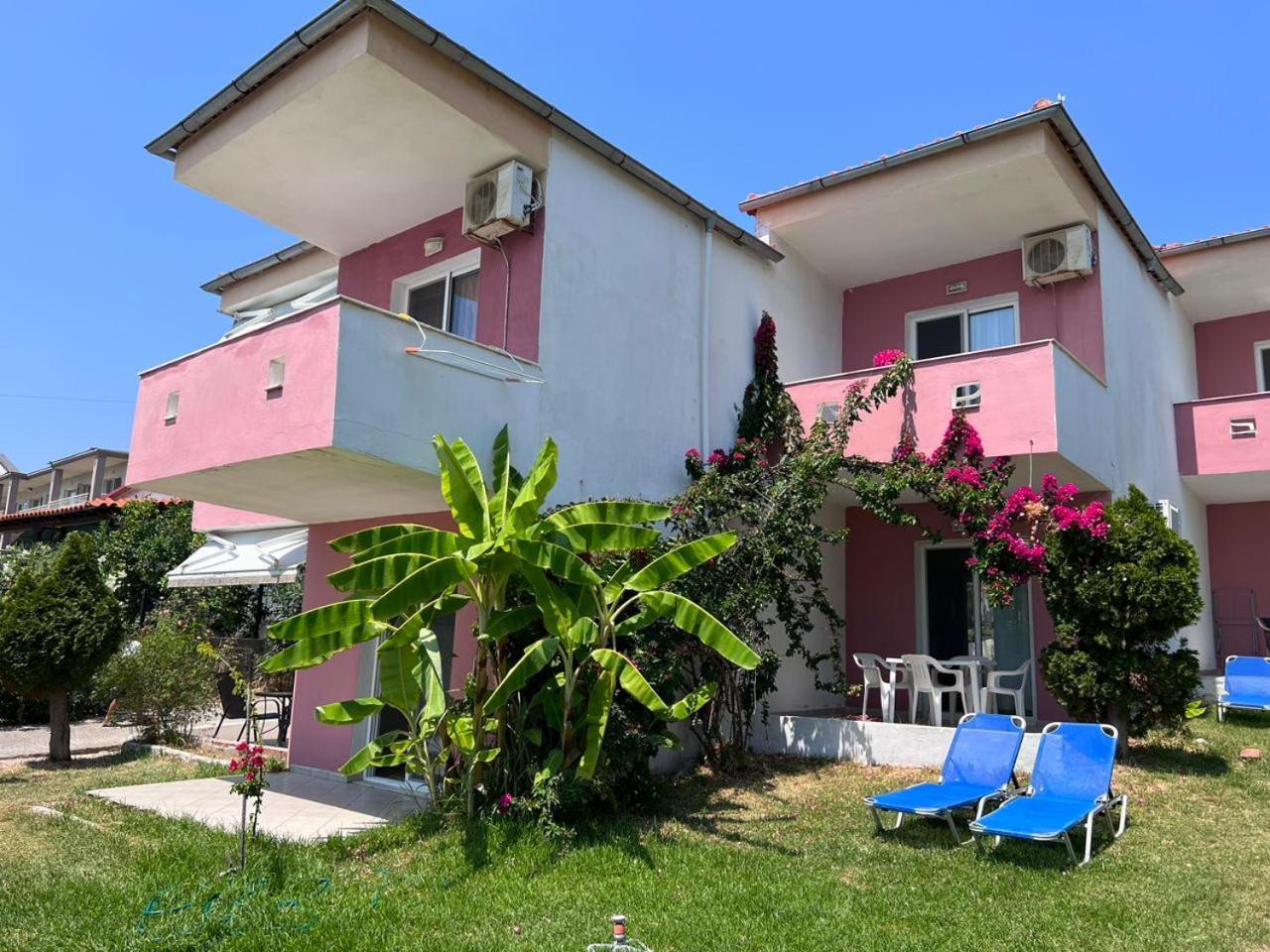 Stavros Apartments Nea Skioni Exterior photo